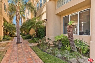 1630 E Palm Ave in El Segundo, CA - Building Photo - Building Photo