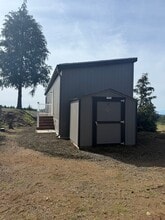 19017 Powers Creek Loop Rd NE in Silverton, OR - Building Photo - Building Photo