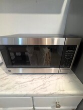 39 Cottage St, Unit 1 in Stoneham, MA - Building Photo - Building Photo