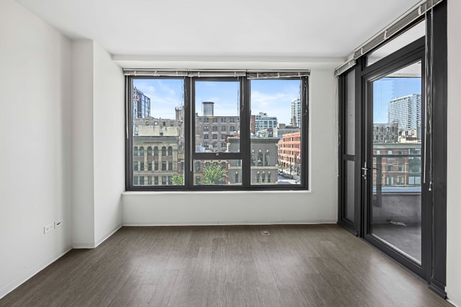property at 152 W Superior St