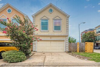 10355 Panther Point Dr in Houston, TX - Building Photo - Building Photo