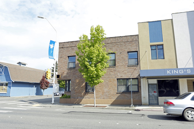 Roxy Apartments in Renton, WA - Building Photo - Building Photo