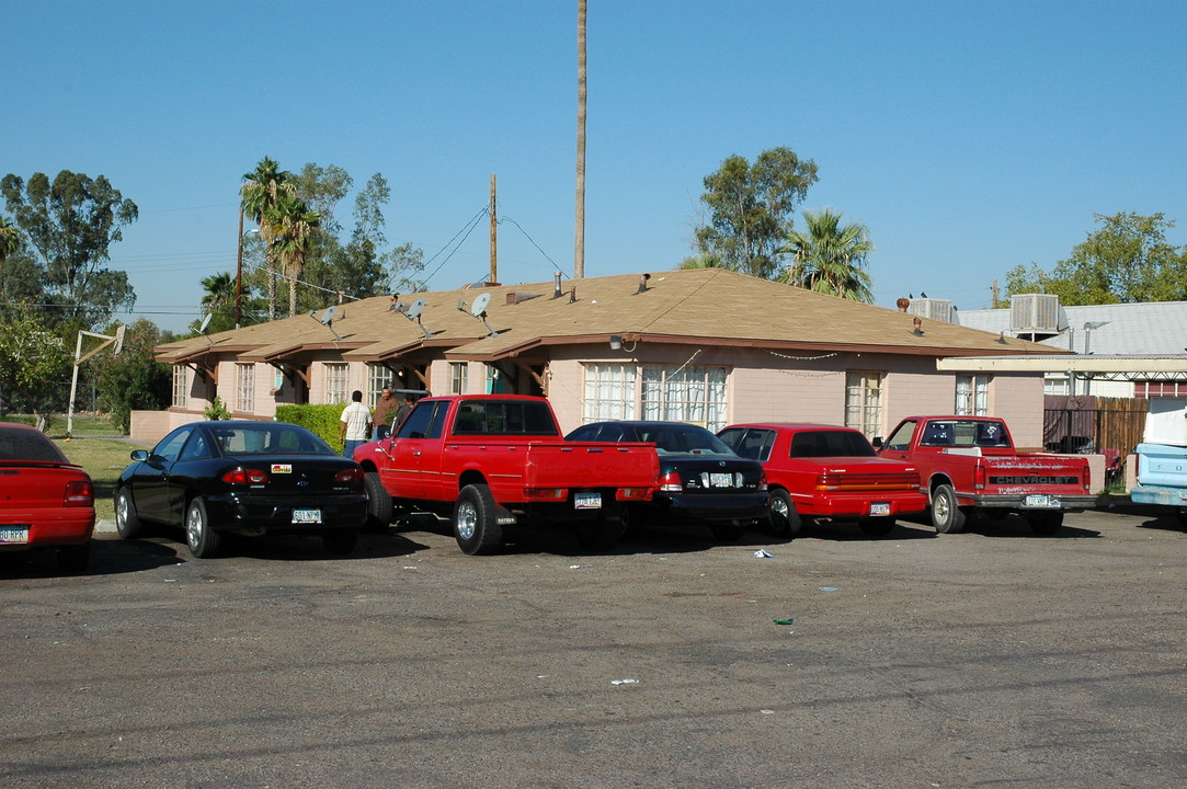 12th St. Properties in Phoenix, AZ - Building Photo