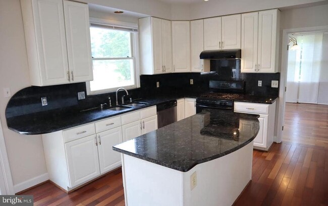property at 17105 Thatcher Ct