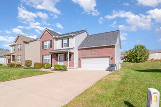 444 Lost Creek Dr in Walton, KY - Building Photo - Building Photo