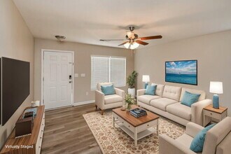 10811 Carstairs St, Unit 2013 in Charlotte, NC - Building Photo - Building Photo