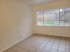 2864 Fordham St in East Palo Alto, CA - Building Photo - Building Photo