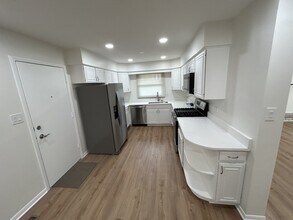 2811 N Harvard Ave in Arlington Heights, IL - Building Photo - Building Photo