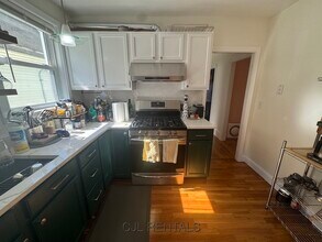 145 Albion St in Somerville, MA - Building Photo - Building Photo