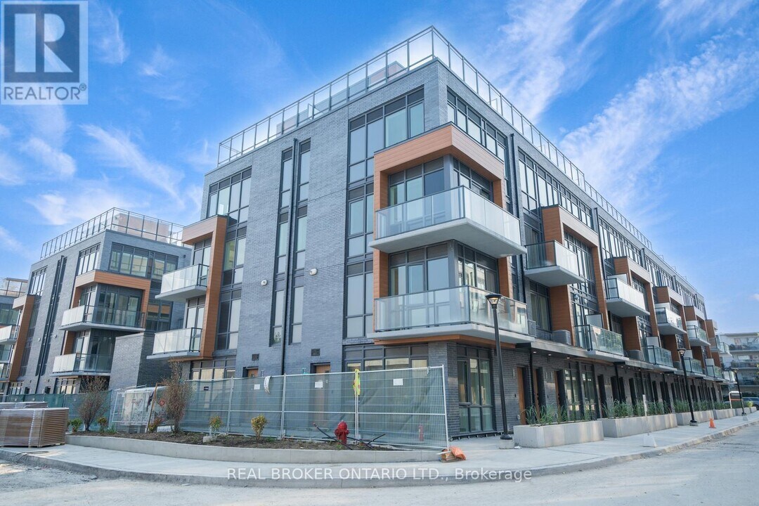 67 Curlew Dr in Toronto, ON - Building Photo