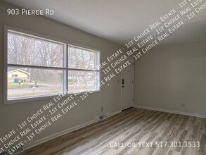 903 Pierce Rd in Lansing, MI - Building Photo - Building Photo