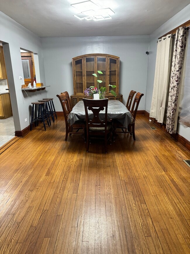 6200 S Campbell Ave in Chicago, IL - Building Photo - Building Photo