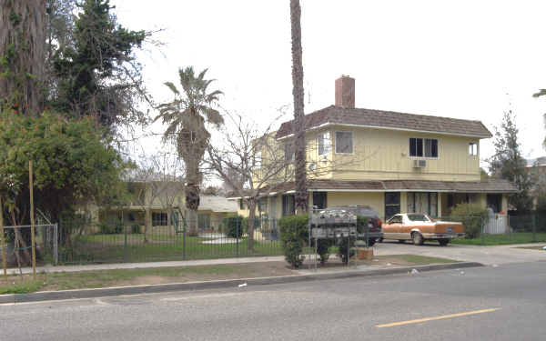 3539-3553 Ottawa Ave in Riverside, CA - Foto de edificio - Building Photo