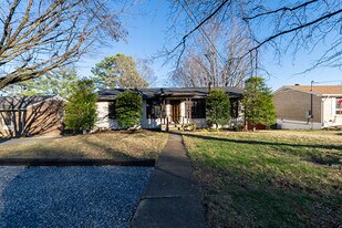 4900 Jonquil Dr in Nashville, TN - Building Photo