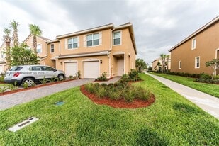 5784 Monterra Club Dr in Greenacres, FL - Building Photo