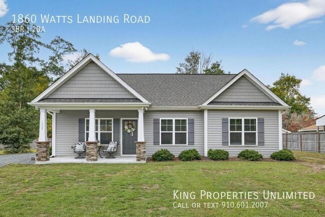 1860 Watts Landing Rd in Hampstead, NC - Building Photo - Building Photo