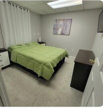 5860 Lake Windsor Pky, Unit Basement in Buford, GA - Building Photo - Building Photo