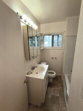 1415 Kenyon Dr in Toledo, OH - Building Photo - Building Photo