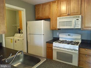 1105 Braxton Ct in North Wales, PA - Building Photo - Building Photo