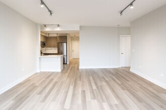 1554 N Talman Ave in Chicago, IL - Building Photo - Building Photo