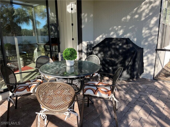 8048 Calle Canovas Ct in Naples, FL - Building Photo - Building Photo