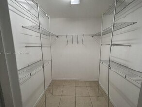 3711 NW 95th Ter, Unit 1122 in Sunrise, FL - Building Photo - Building Photo