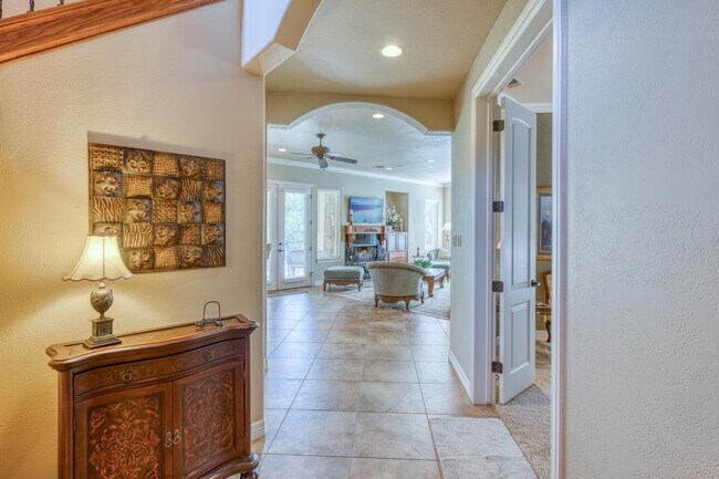 111 Lachite in Horseshoe Bay, TX - Building Photo - Building Photo