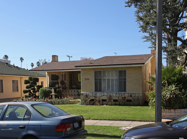 832 21st St in Santa Monica, CA - Building Photo - Building Photo