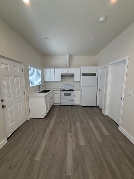 314 N Market St, Unit 5 in Inglewood, CA - Foto de edificio