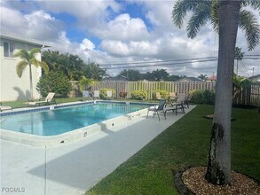 839 SW 48th Terrace, Unit 206 in Cape Coral, FL - Building Photo - Building Photo