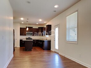 532 Lateleaf Dr in Moncks Corner, SC - Building Photo - Building Photo