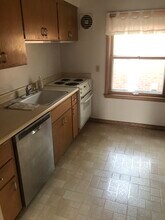 9320 W North Ave in Wauwatosa, WI - Building Photo - Building Photo