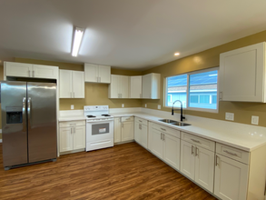 84-140-140 Water St in Waianae, HI - Building Photo - Building Photo