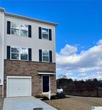 8341 Alexander Ct in Breinigsville, PA - Building Photo - Building Photo