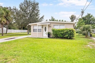 5300 6th Ave S in St. Petersburg, FL - Building Photo - Building Photo