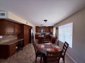 18882 N 77th Ave in Glendale, AZ - Building Photo - Building Photo