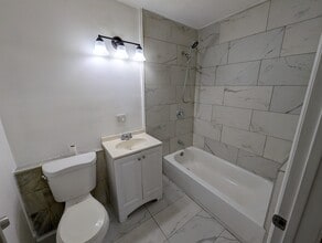 152 S 10th St, Unit 1 in Newark, NJ - Building Photo - Building Photo