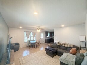 4303 Spirit Star Dr in Converse, TX - Building Photo - Building Photo