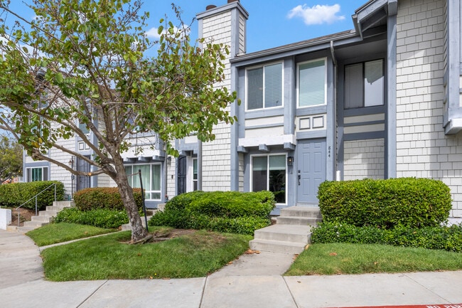 property at 844 Bluebell Ct