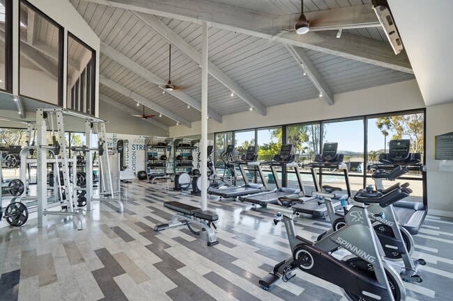 Solana at Grand in Escondido, CA - Foto de edificio - Building Photo