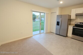 511 Trumpet St SW in Palm Bay, FL - Building Photo - Building Photo