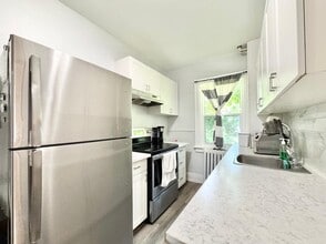 5325 Van Alstyne Pl in Niagara Falls, ON - Building Photo - Building Photo