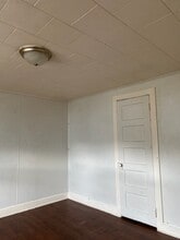 709 W Chestnut St in Shamokin, PA - Building Photo - Building Photo