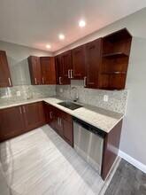 8909 NW 28th Dr in Coral Springs, FL - Foto de edificio - Building Photo