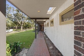 9107 Timberside Dr in Houston, TX - Building Photo - Building Photo