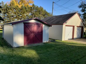 151 Chapman Ave in Newcomerstown, OH - Building Photo - Building Photo