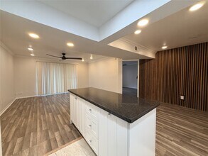 3045 Walnut Bend Ln in Houston, TX - Building Photo - Building Photo