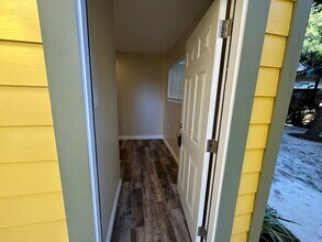 678 N Shaffer St in Orange, CA - Building Photo - Building Photo