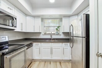 4502 Park Dr N in Metairie, LA - Building Photo - Building Photo
