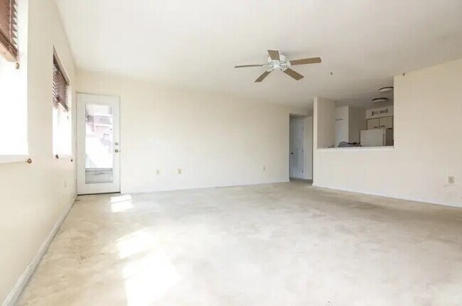 50 S Common St, Unit 403 in Lynn, MA - Building Photo - Building Photo